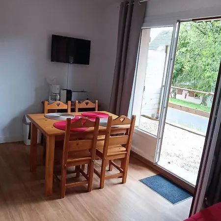 Au Rdc 5 Personnes Terrasse Piscine * Besse-et-Saint-Anastaise